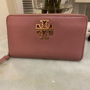 Authentic Tory Burch Pink Leather Wallet!